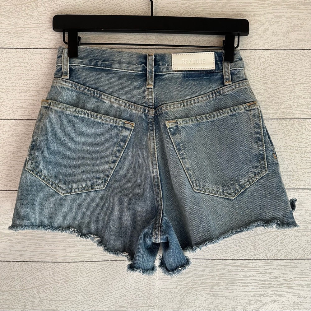 RE/DONE 50's Cutoff Denim Short in Cool Medium Blue Size 24 - Picture 8 of 9
